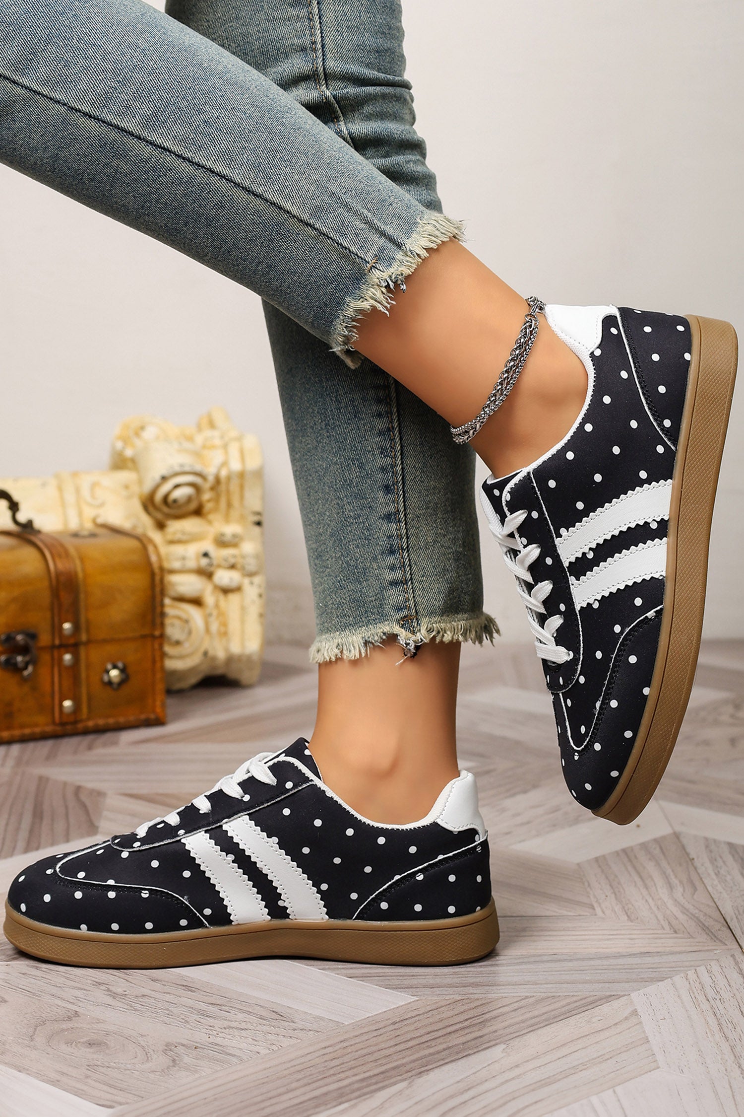 Color black Polka Dot Print PU Leather Color Block Detail Casual Sneakers