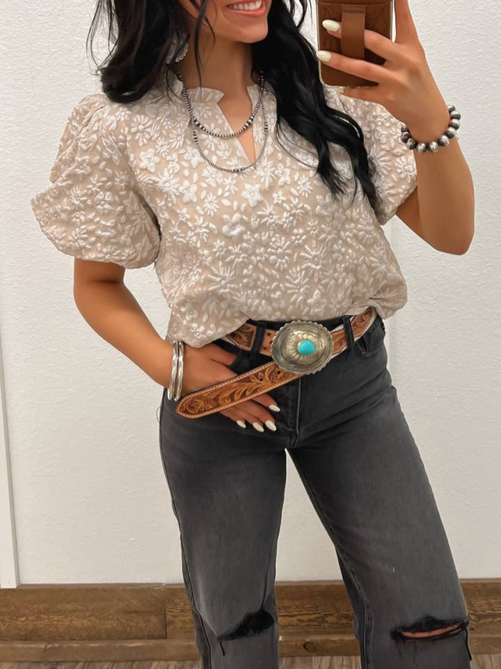 Floral Textured Jacquard Puff Sleeve Blouse