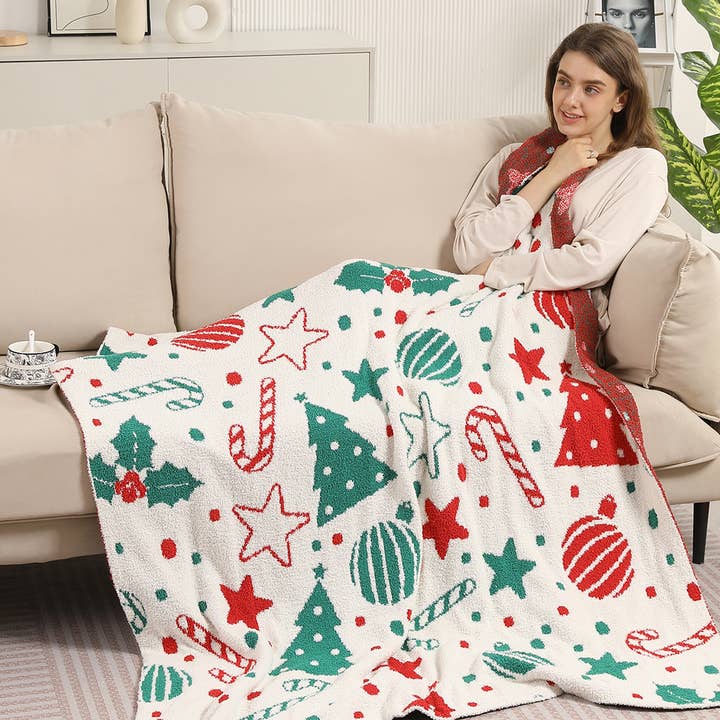 Festive Holiday Pattern Print Cozy Throw Blanket