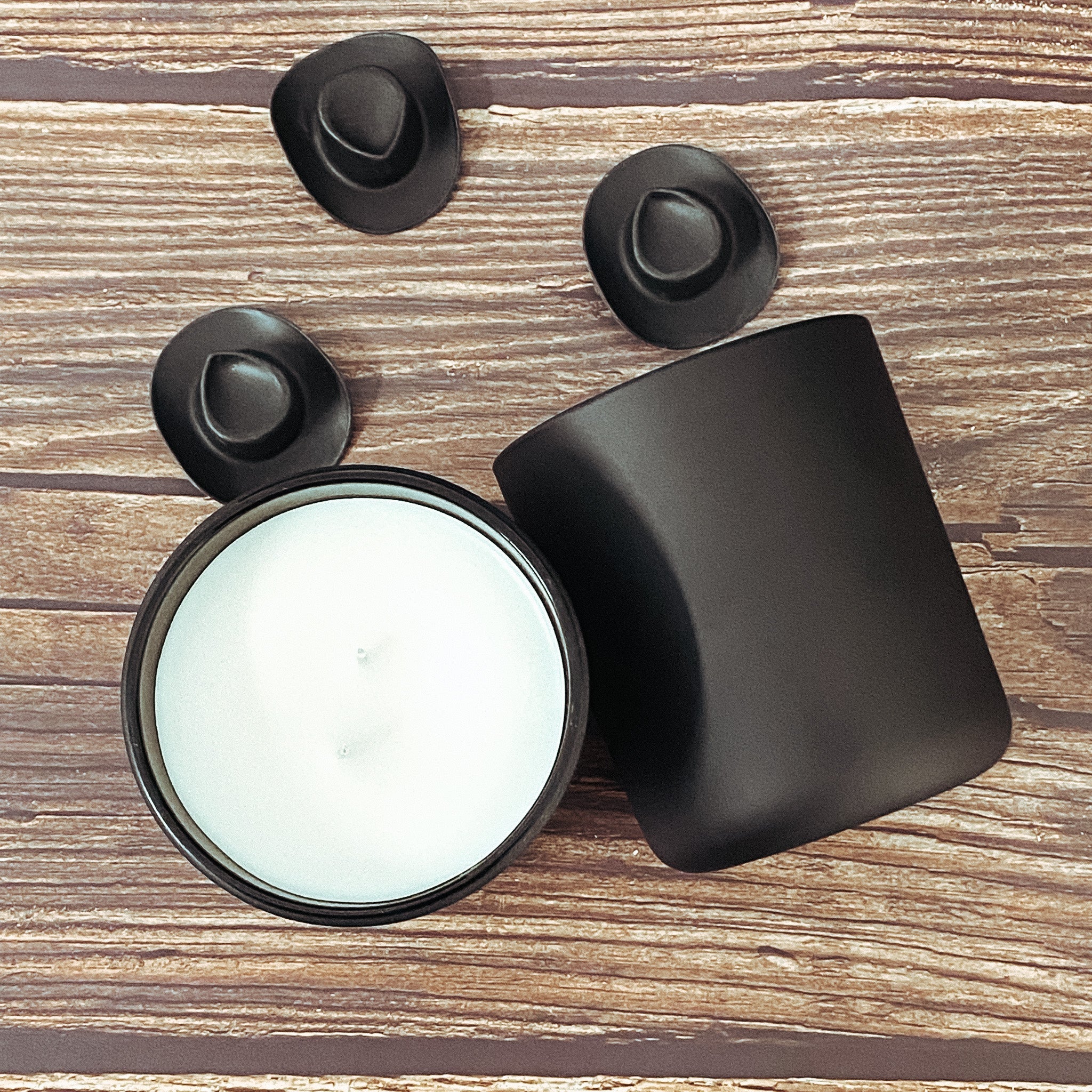The Wild West Candle Scent Patchouli Sandalwood Spearmint